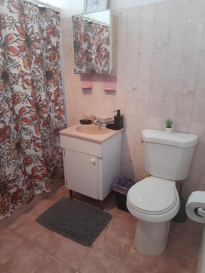Cozy Apartment Across The San Juan Airport Bagian luar foto